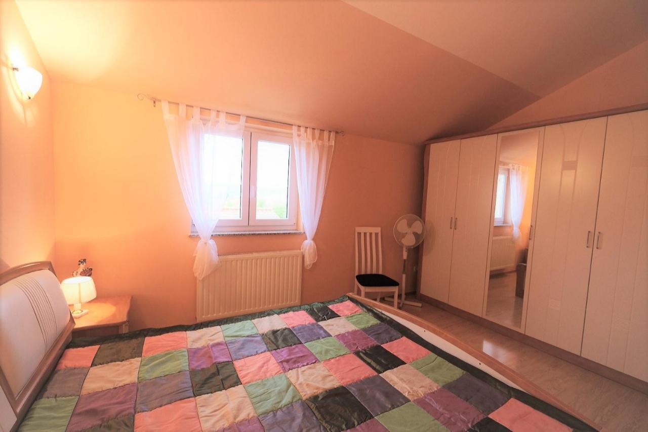 Apartments Coral, Klimno, Island Krk エクステリア 写真