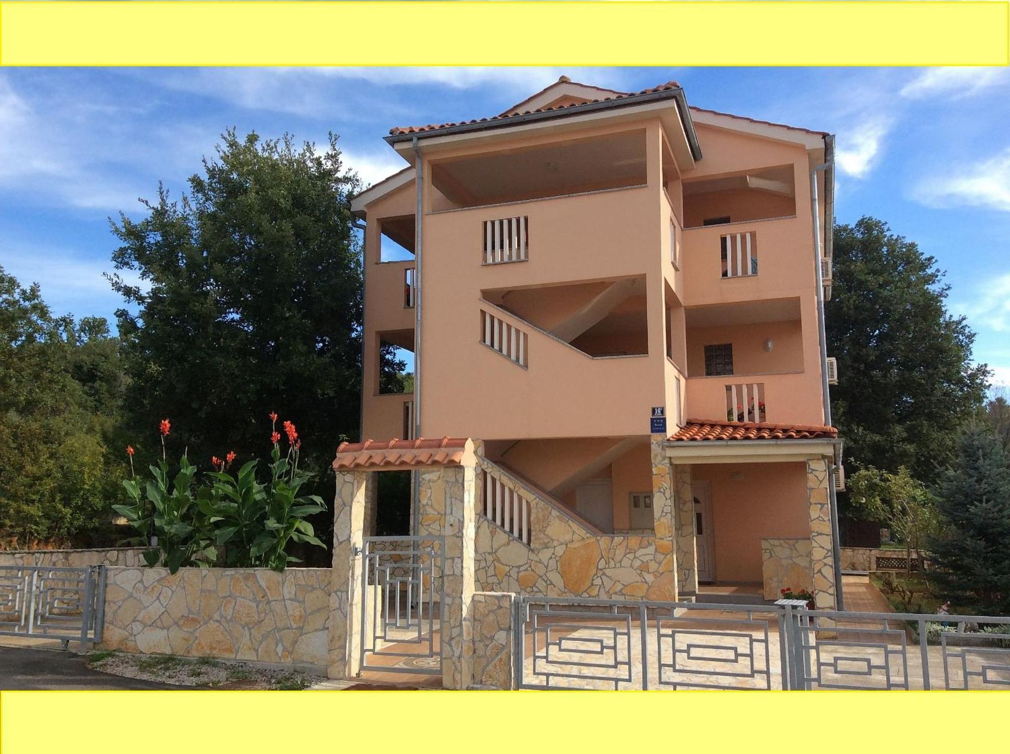 Apartments Coral, Klimno, Island Krk エクステリア 写真